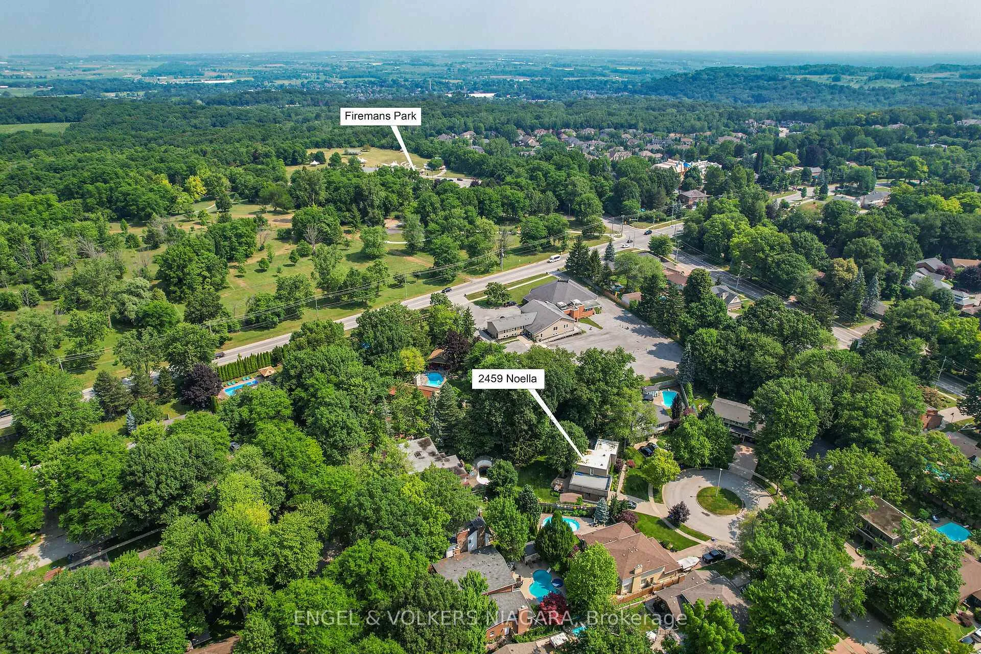 Photo 6 of 2459 Noella Crescent, Niagara Falls, Casey — HOMEH