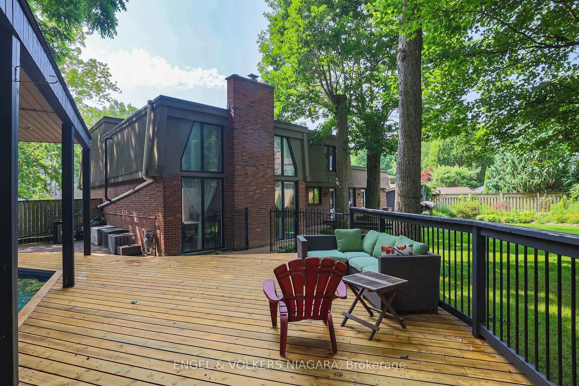 Photo 12 of 2459 Noella Crescent, Niagara Falls, Casey — HOMEH