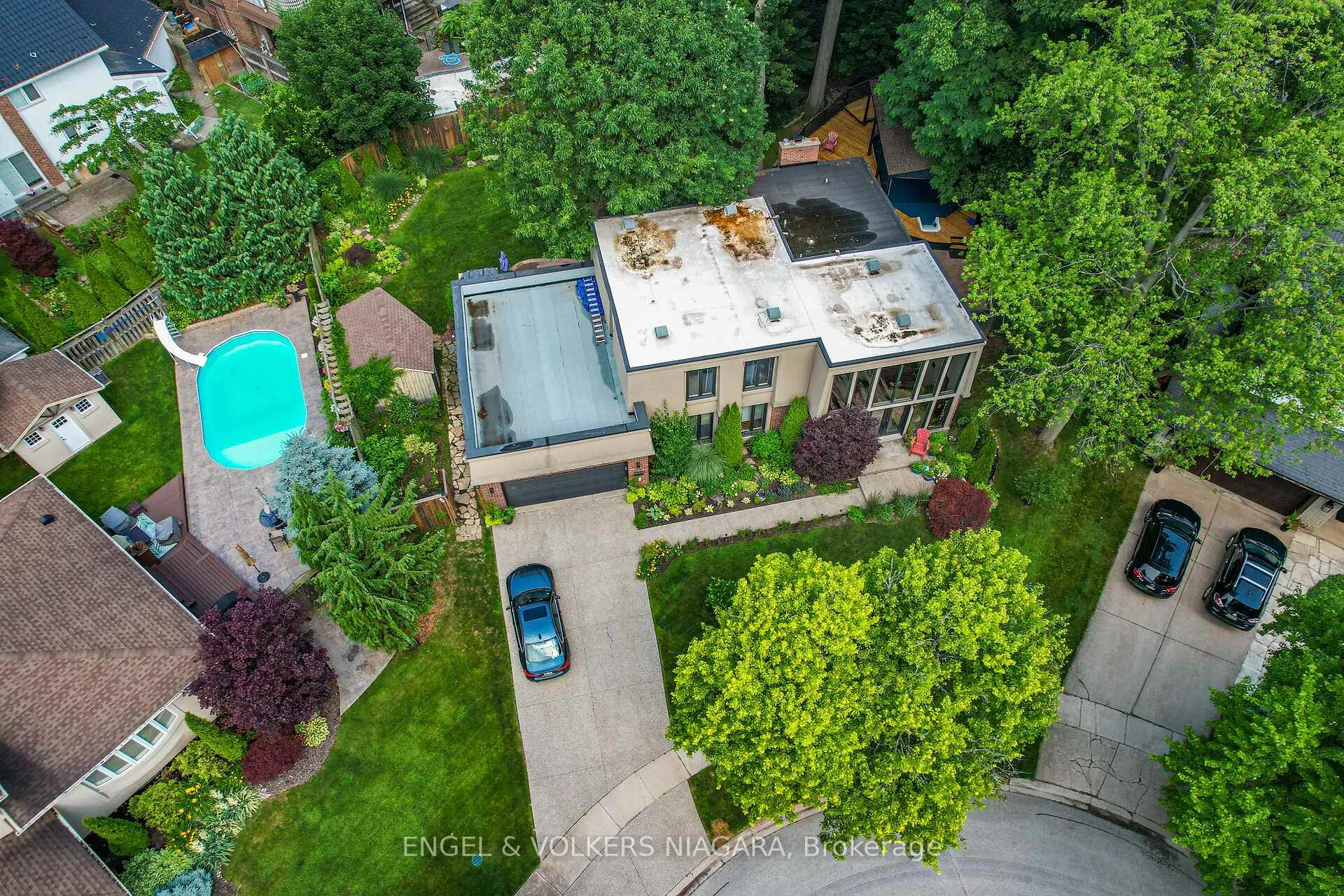 Photo 15 of 2459 Noella Crescent, Niagara Falls, Casey — HOMEH
