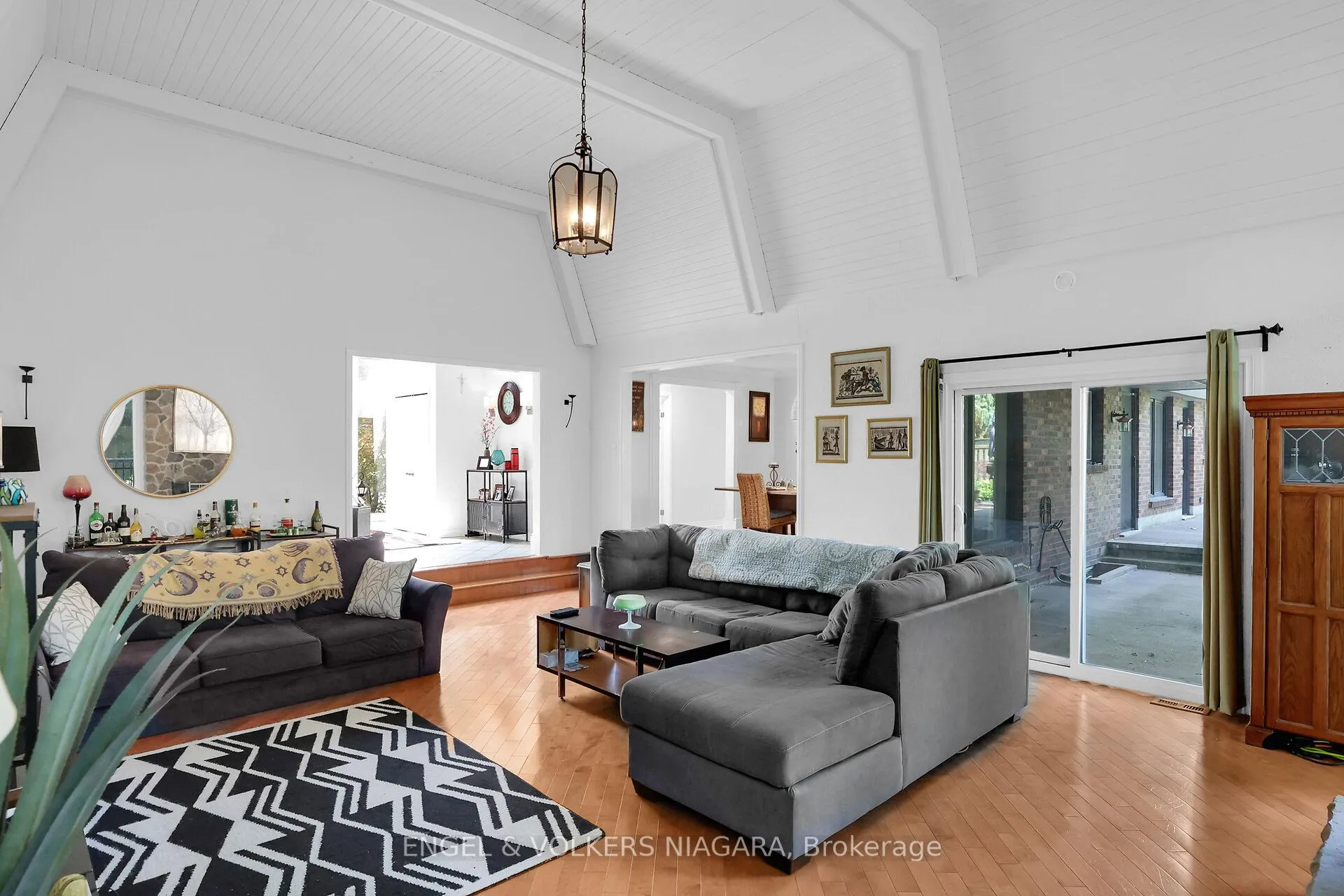 Photo 29 of 2459 Noella Crescent, Niagara Falls, Casey — HOMEH