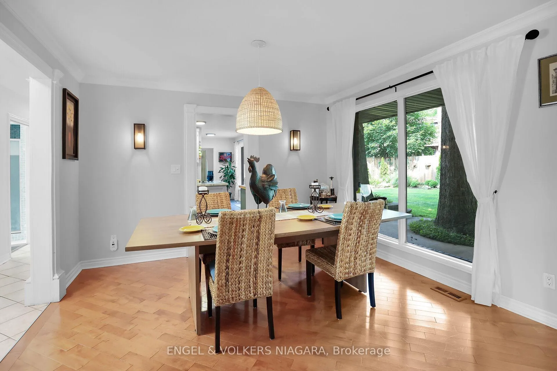 Photo 43 of 2459 Noella Crescent, Niagara Falls, Casey — HOMEH