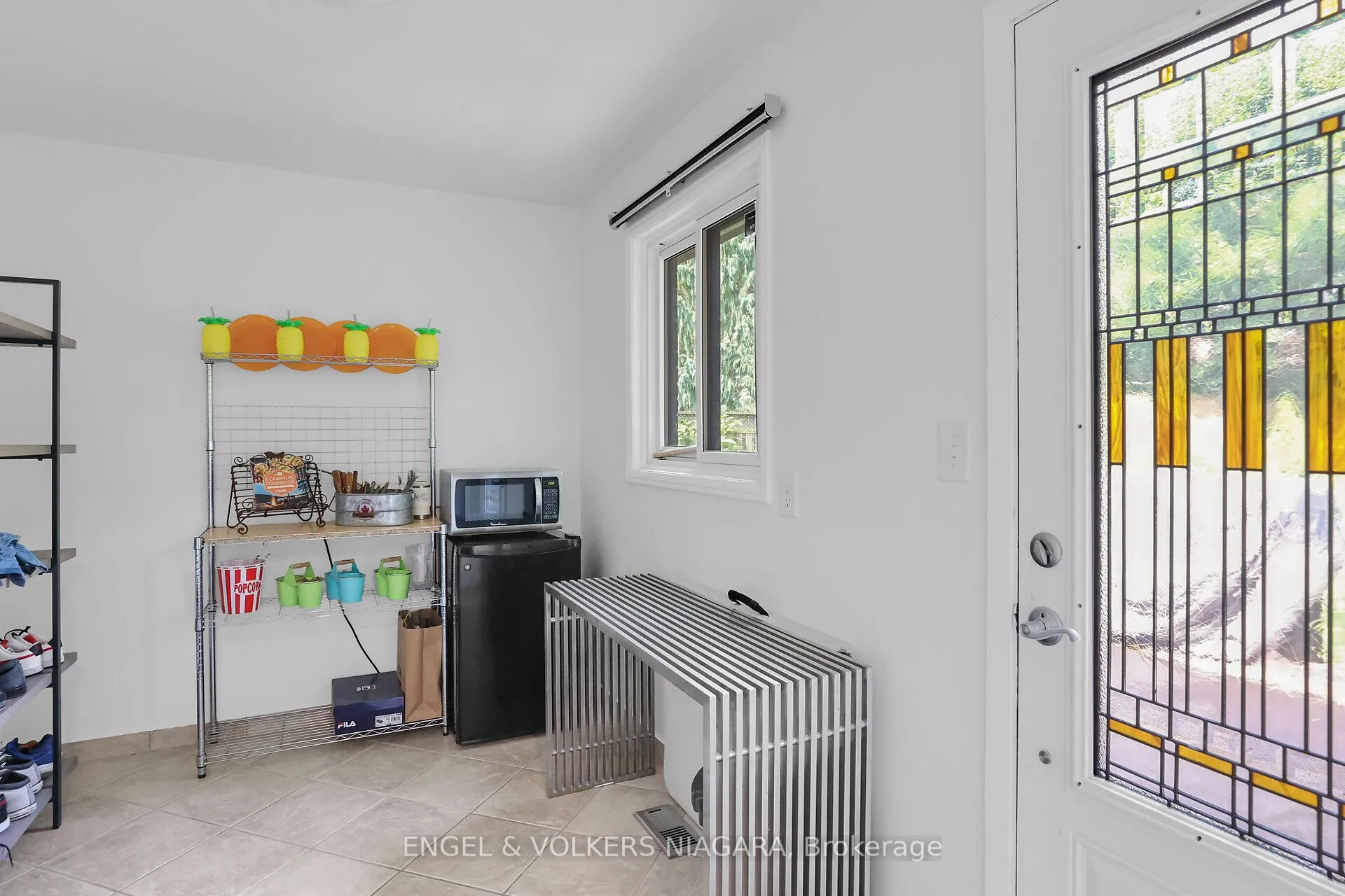 Photo 45 of 2459 Noella Crescent, Niagara Falls, Casey — HOMEH