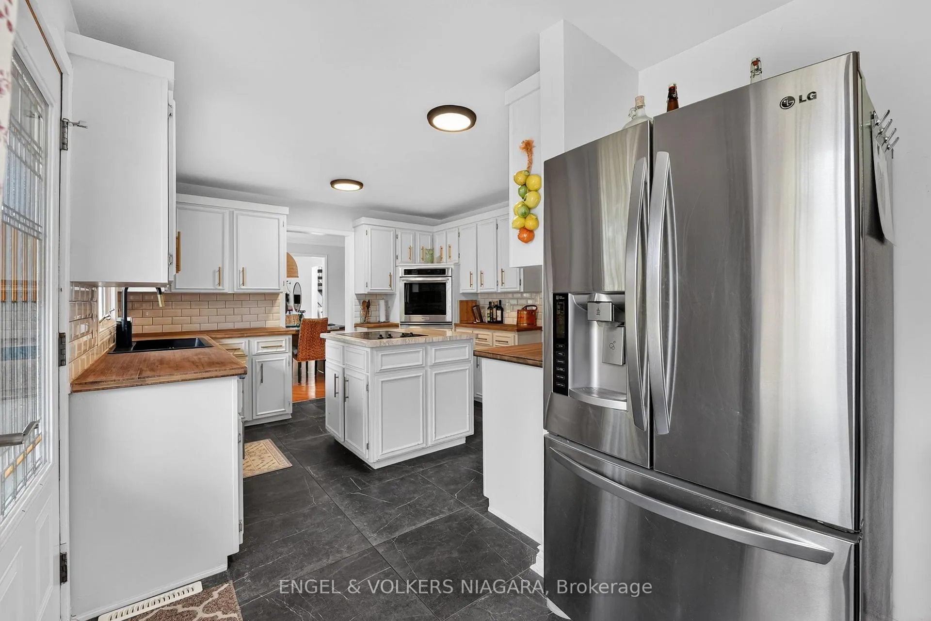 Photo 47 of 2459 Noella Crescent, Niagara Falls, Casey — HOMEH