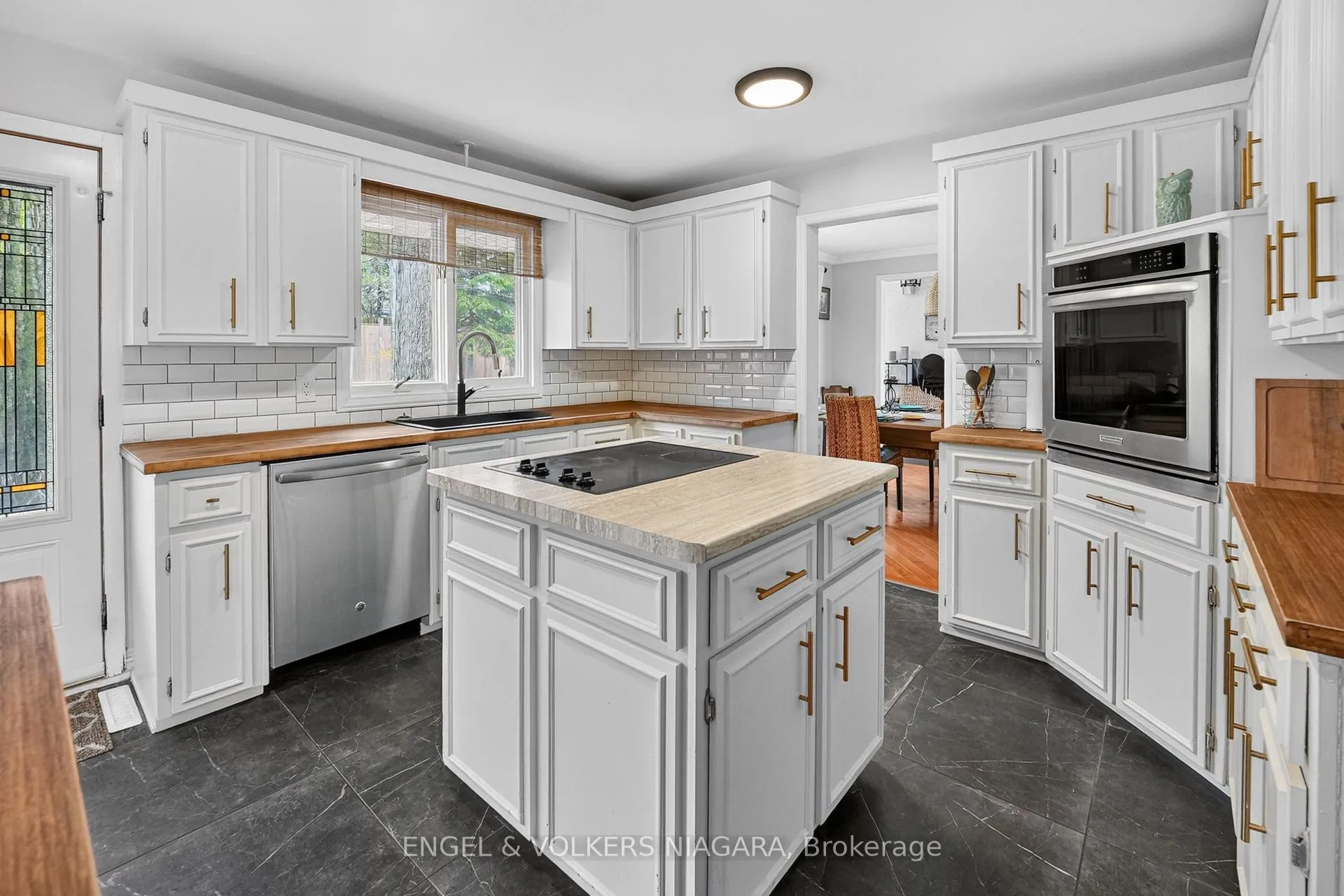 Photo 49 of 2459 Noella Crescent, Niagara Falls, Casey — HOMEH