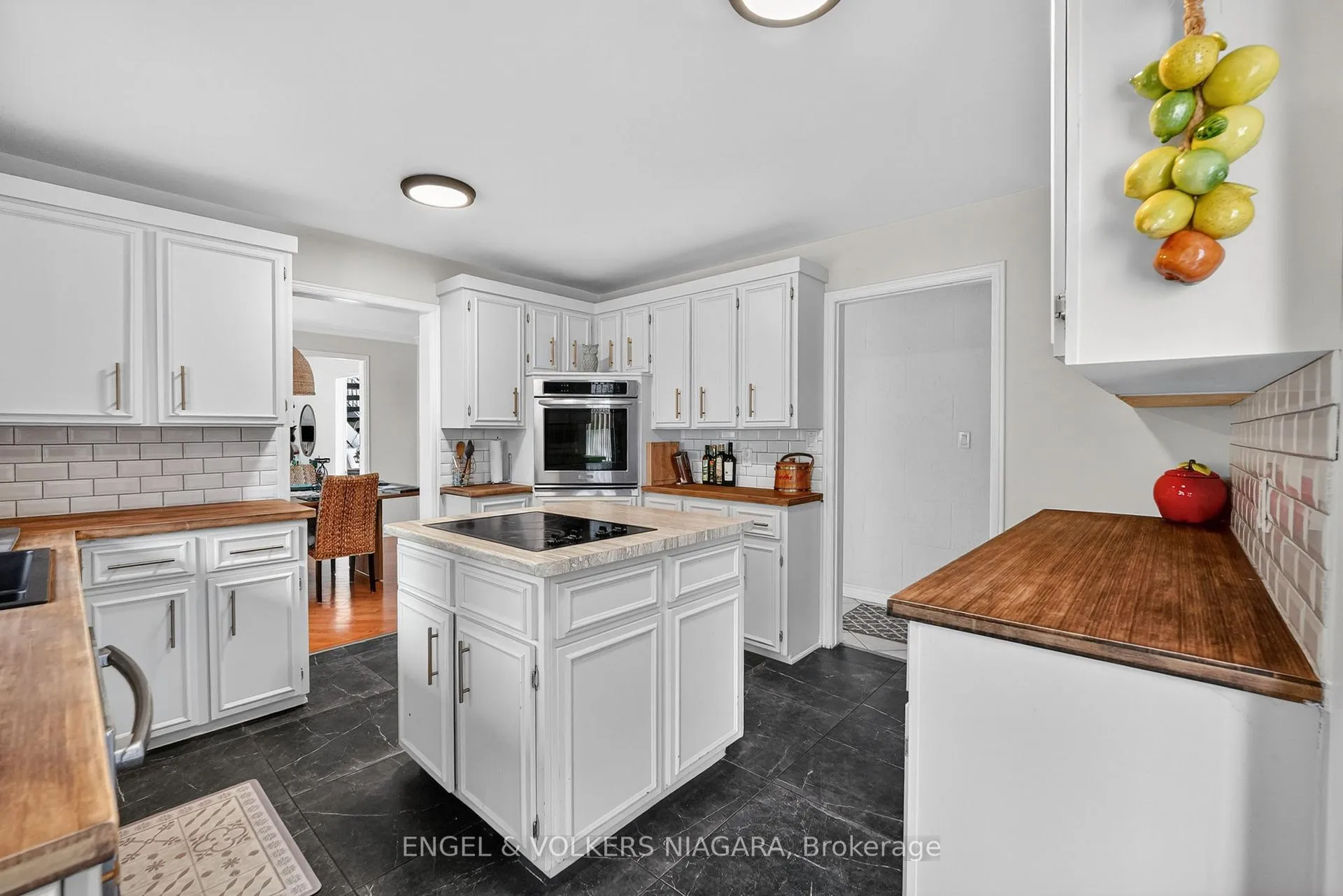 Photo 50 of 2459 Noella Crescent, Niagara Falls, Casey — HOMEH