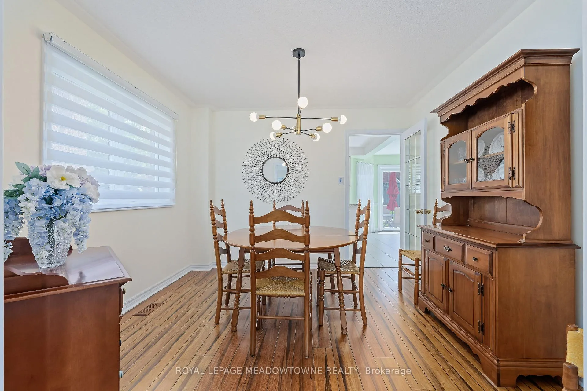 Photo 11 of 7 Eaton Street, Halton Hills, Georgetown — HOMEH