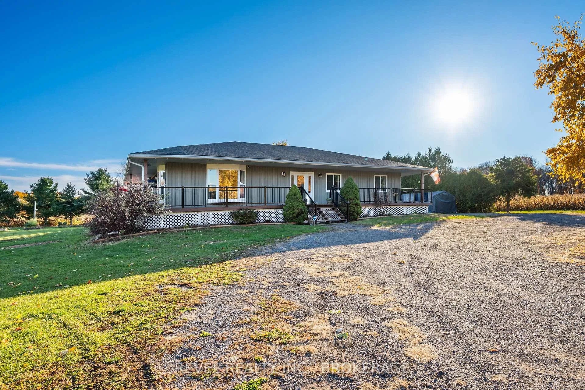 Front of 2089 Sunbury Road