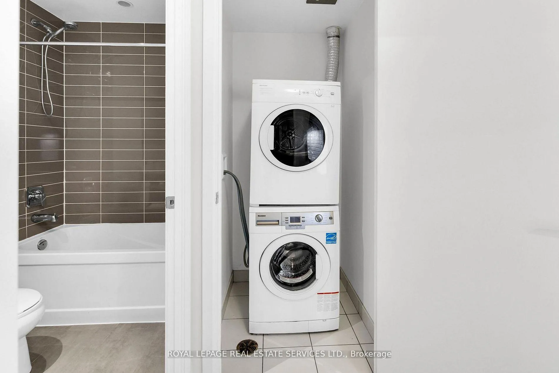 Photo 19 of Unit 1104, 501 St Clair Avenue W, Toronto, Casa Loma — HOMEH
