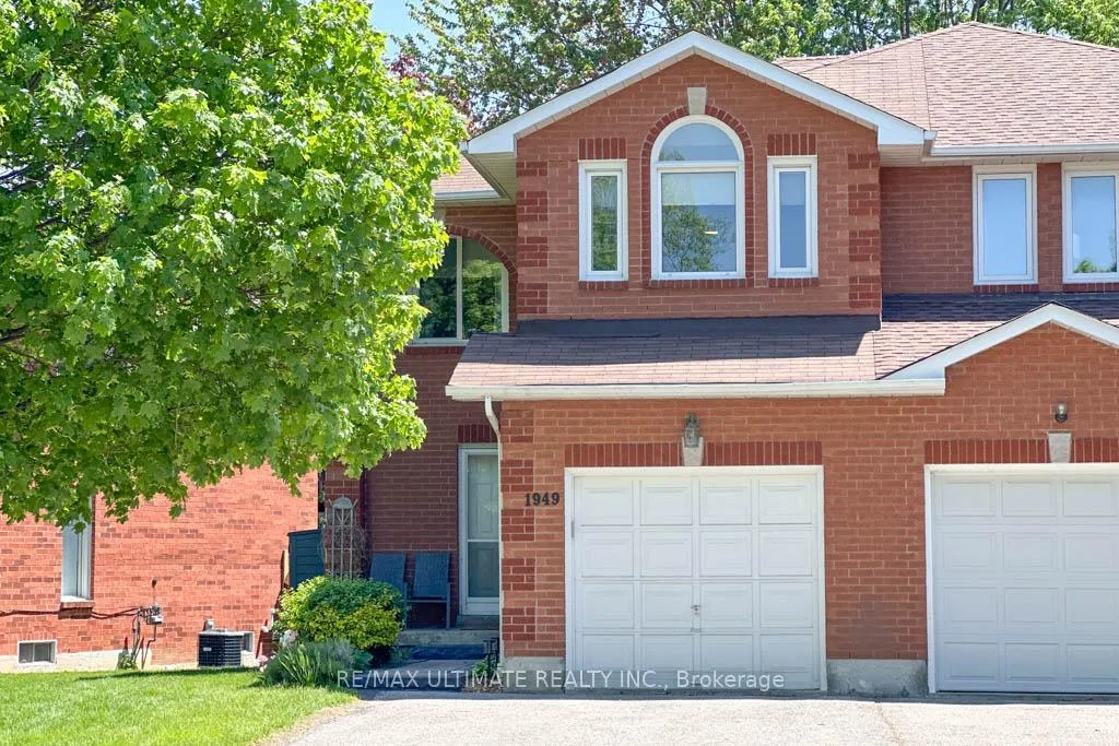 Photo 3 of 1949 Pine Grove Avenue, Pickering, Highbush — HOMEH