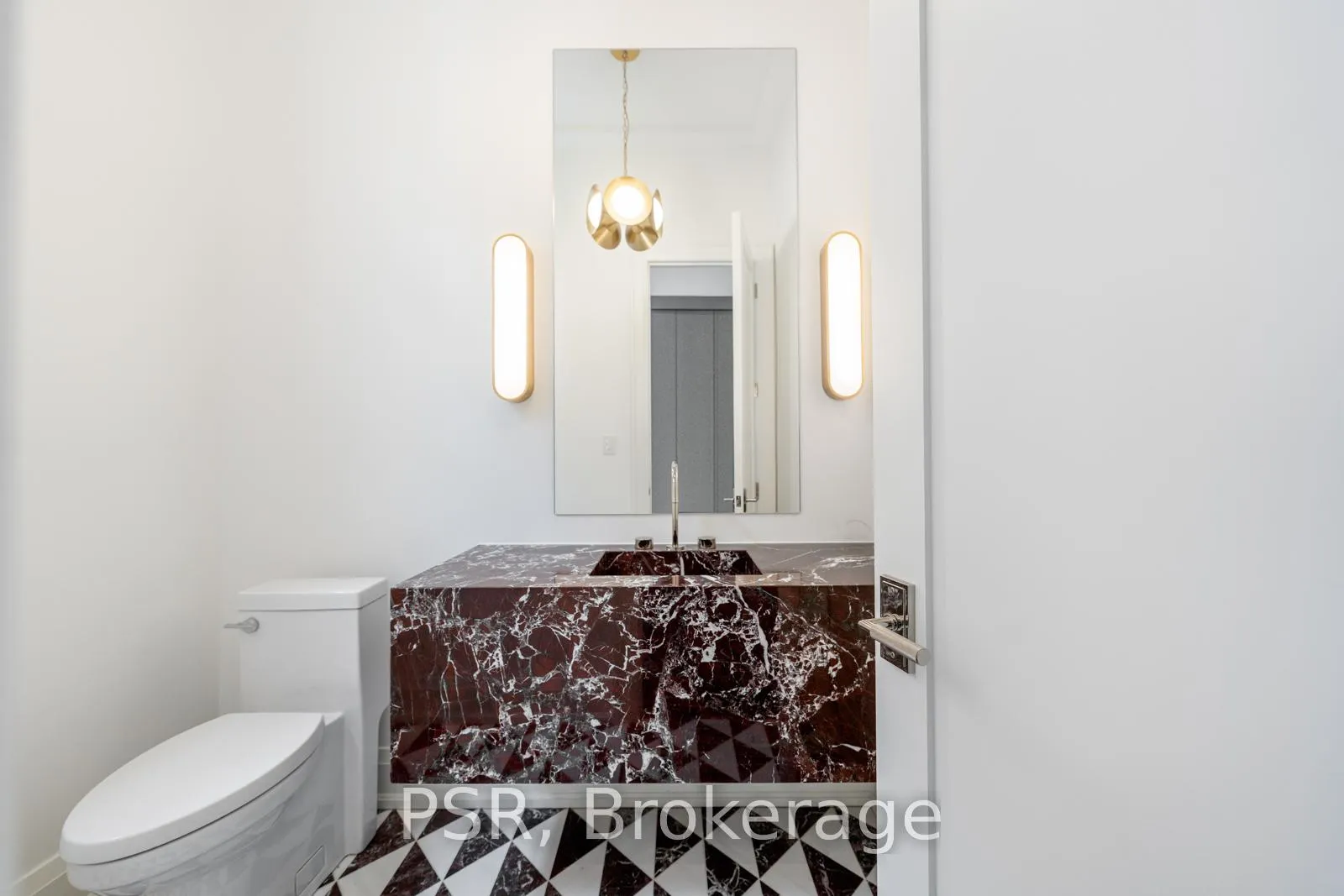 Photo 13 of 36 Ava Road, Toronto, Forest Hill South — HOMEH