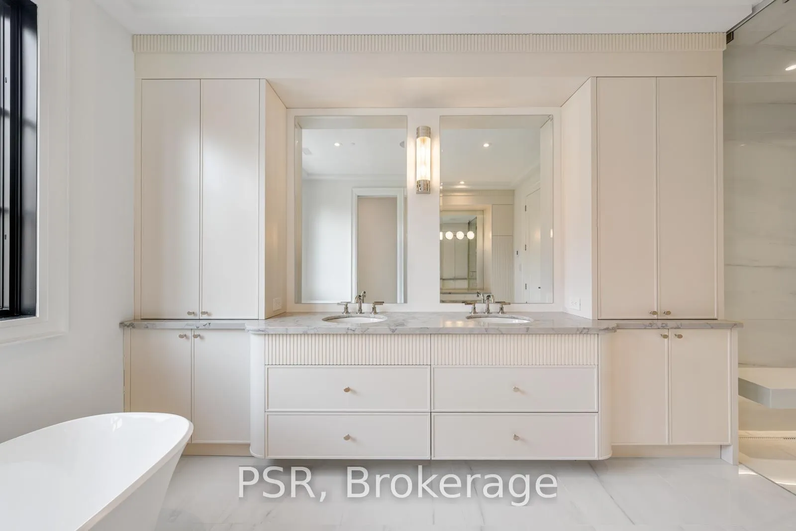 Photo 17 of 36 Ava Road, Toronto, Forest Hill South — HOMEH