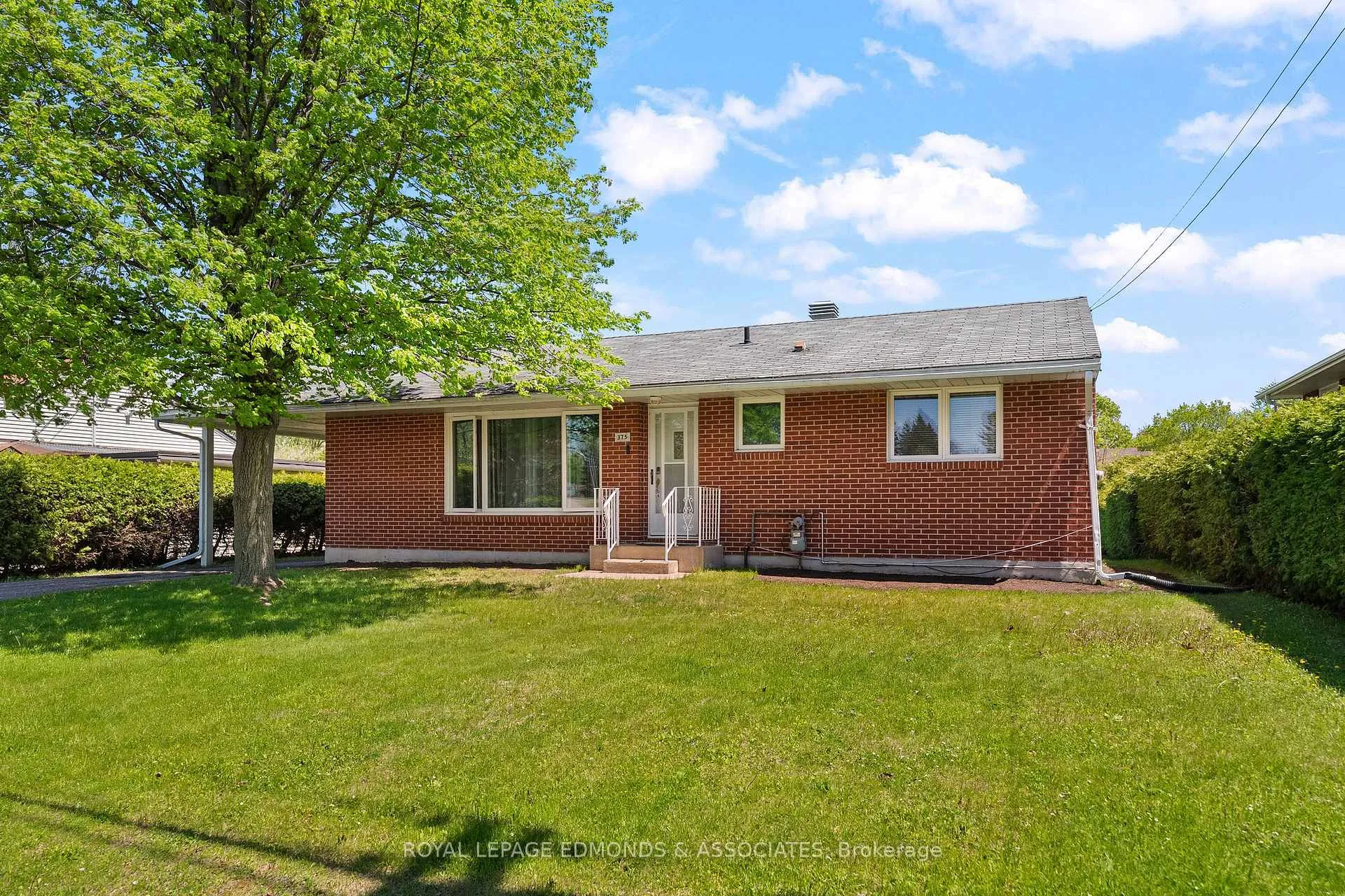 Photo 1 of 375 Broadview Drive, Pembroke — HOMEH