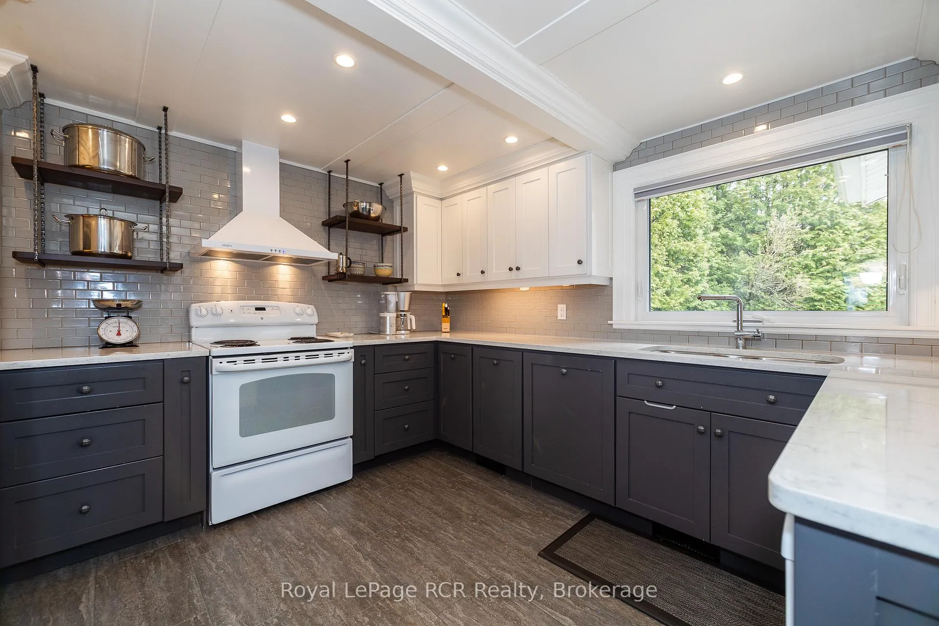 Photo 8 of 126 Sunset Point, Grey Highlands — HOMEH