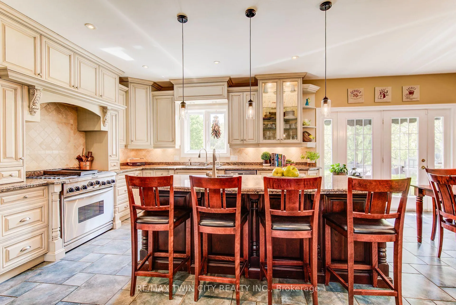 Photo 5 of 173 Golf Course Road, Woolwich — HOMEH