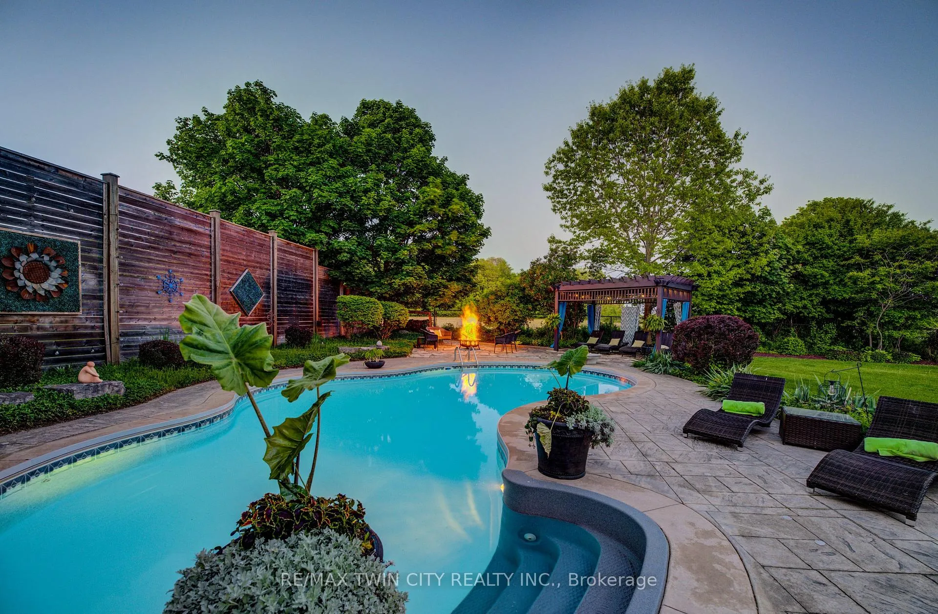 Photo 43 of 173 Golf Course Road, Woolwich — HOMEH