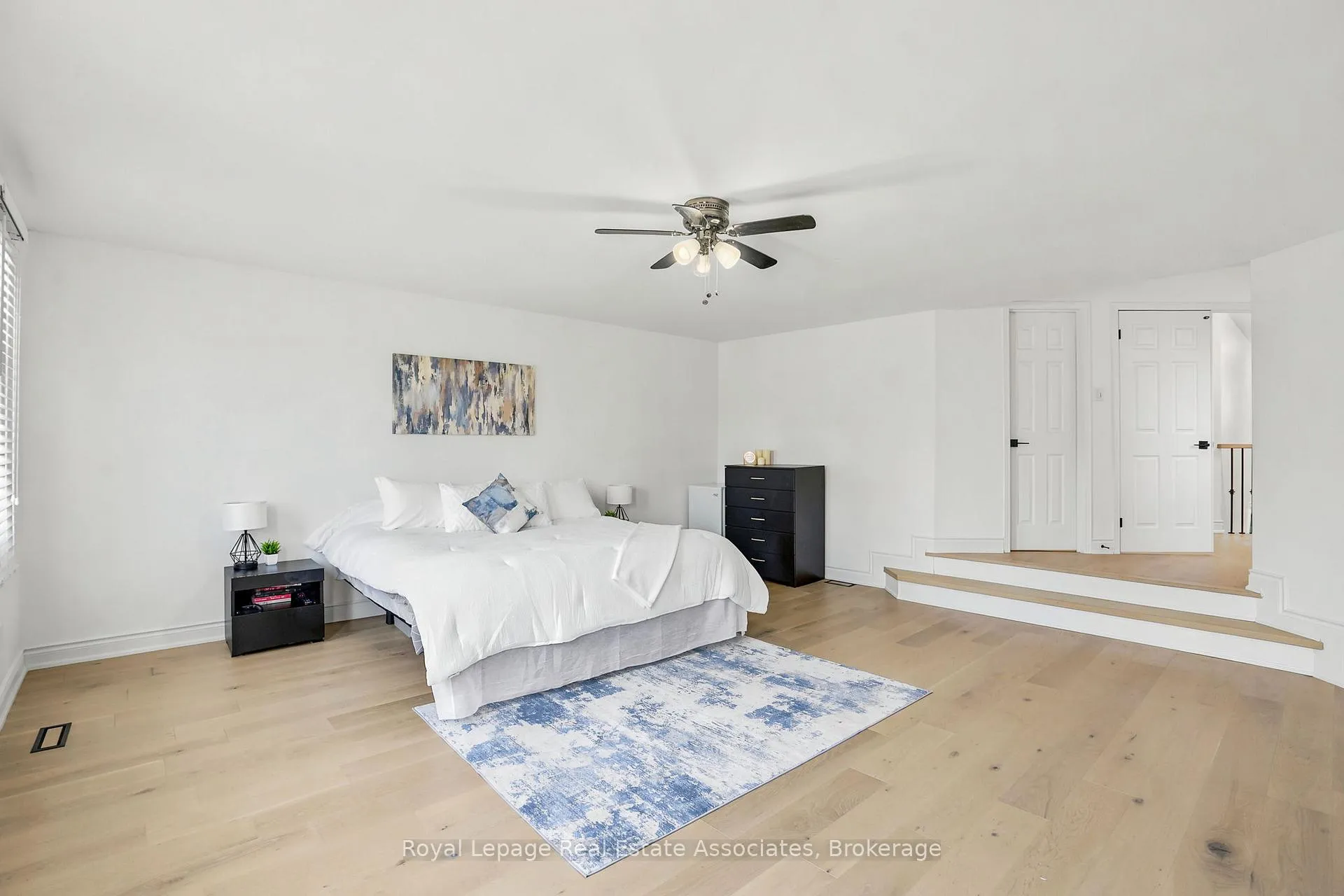 Photo 20 of 4454 Mayflower Drive, Mississauga, Hurontario — HOMEH