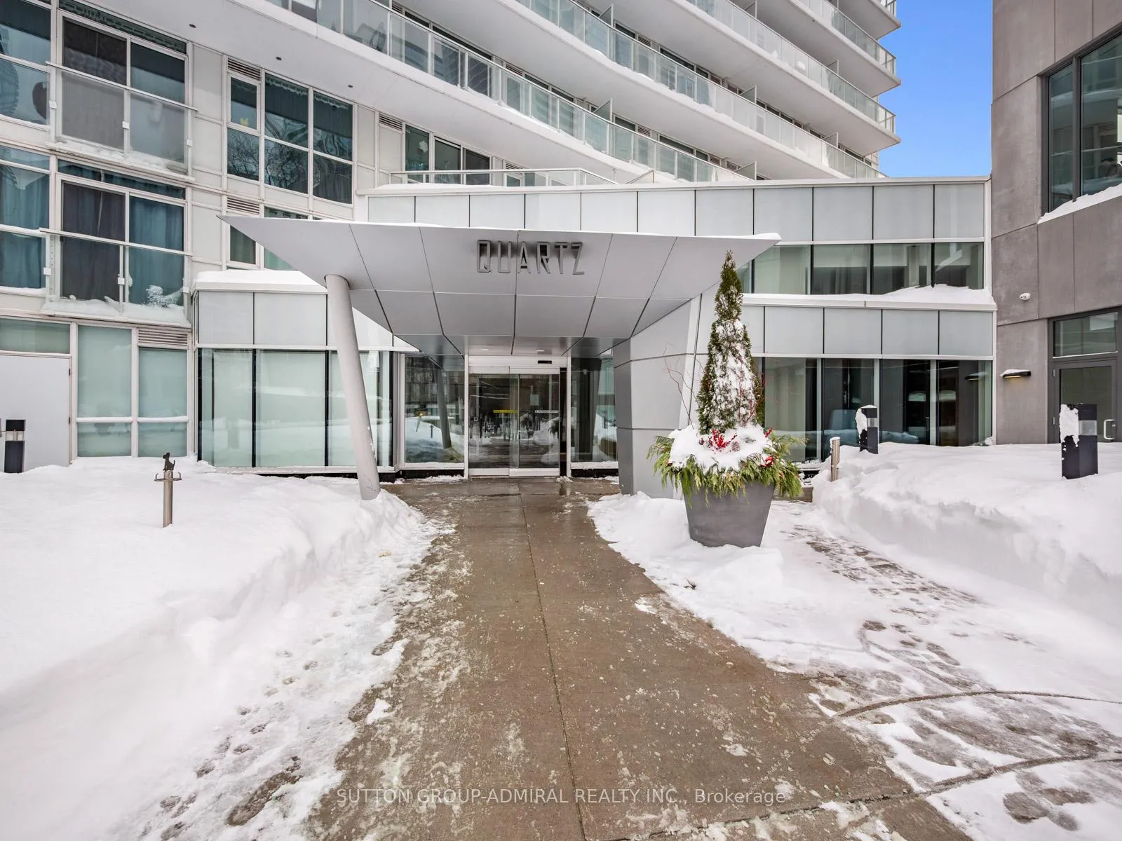 Photo 2 of Unit 315, 75 Queens Wharf Road, Toronto, Waterfront Communities — HOMEH