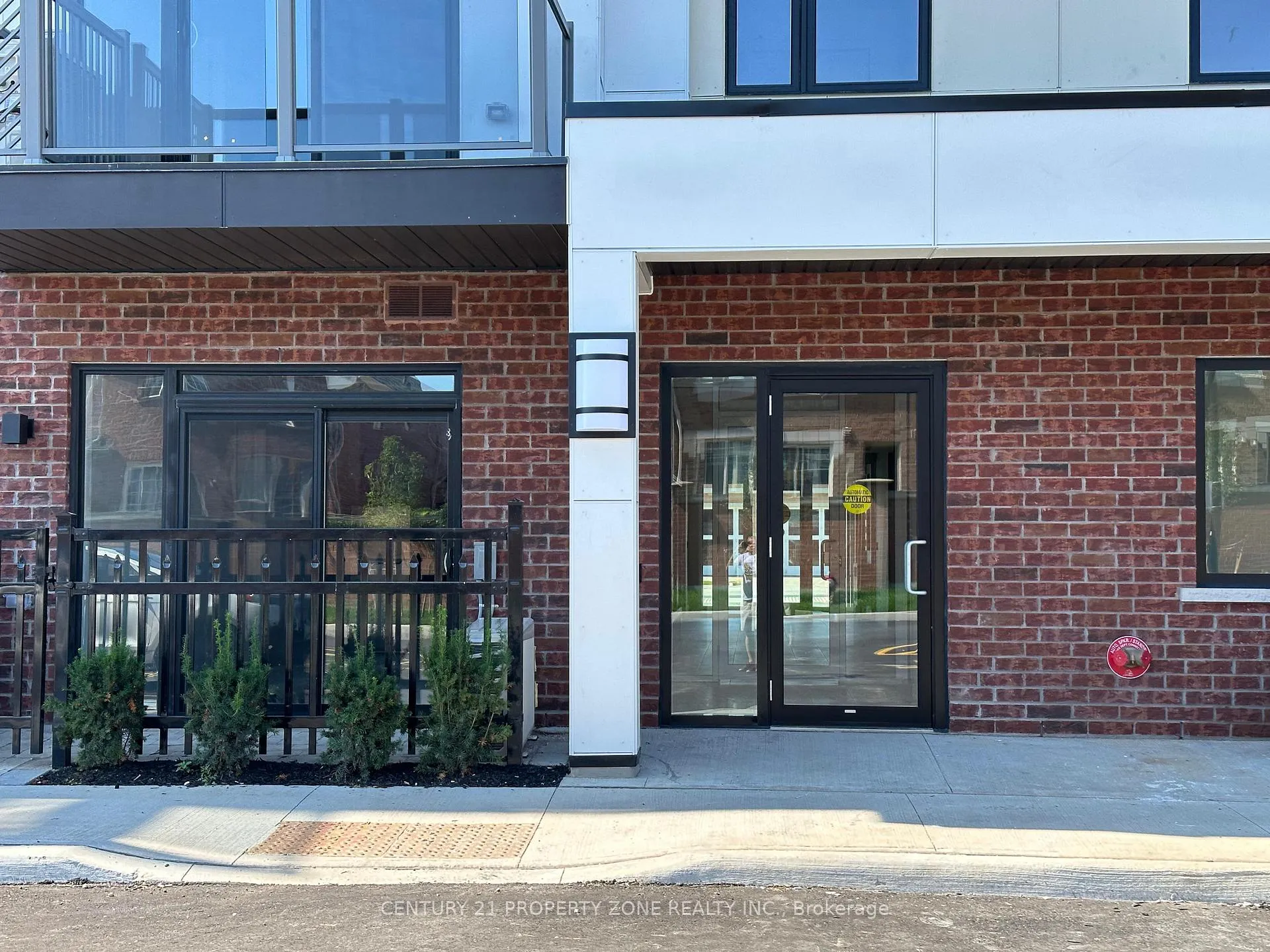 Photo 2 of Unit 410, 62 Sky Harbour Drive, Brampton, Bram West — HOMEH