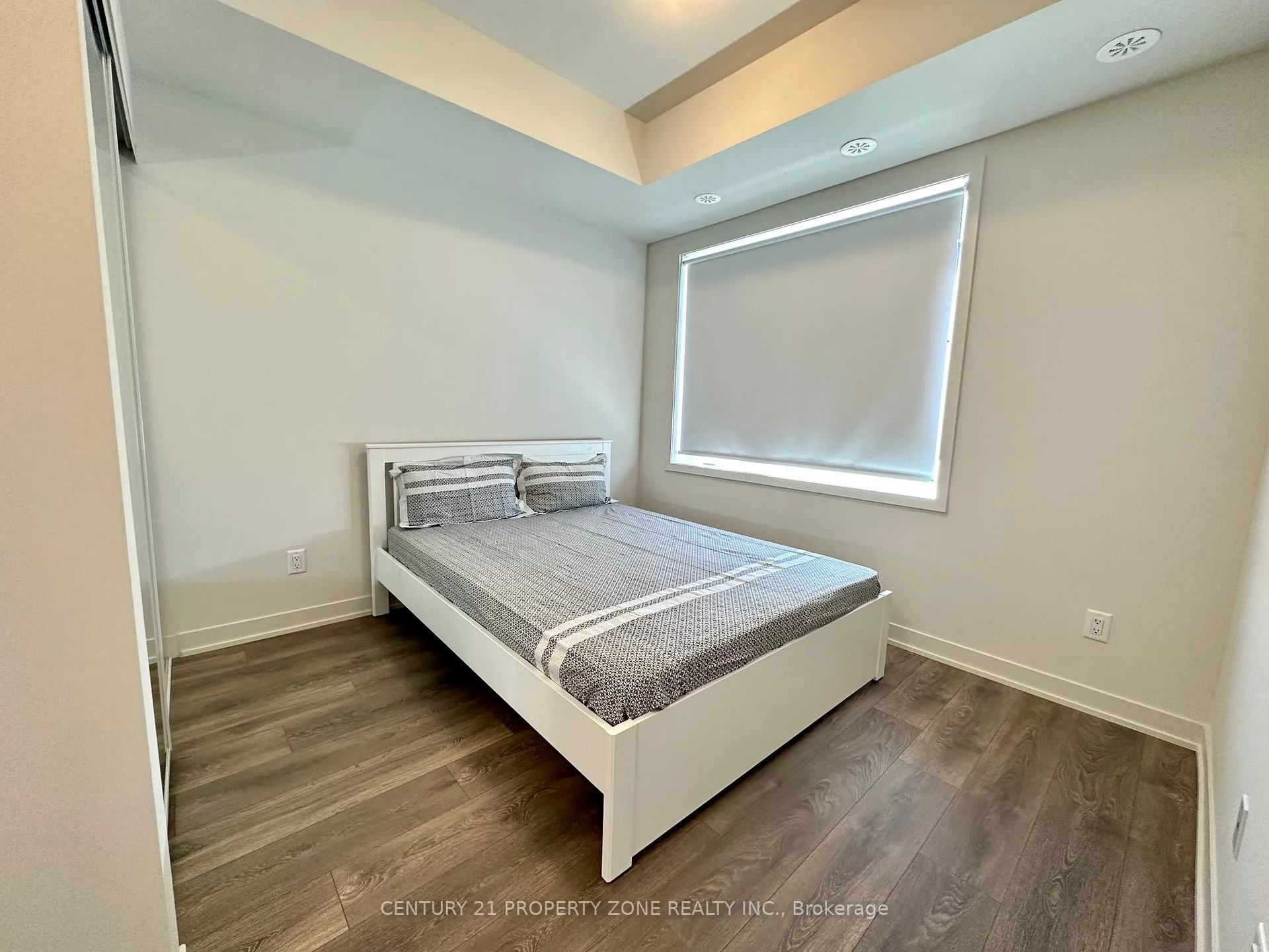 Photo 9 of Unit 410, 62 Sky Harbour Drive, Brampton, Bram West — HOMEH