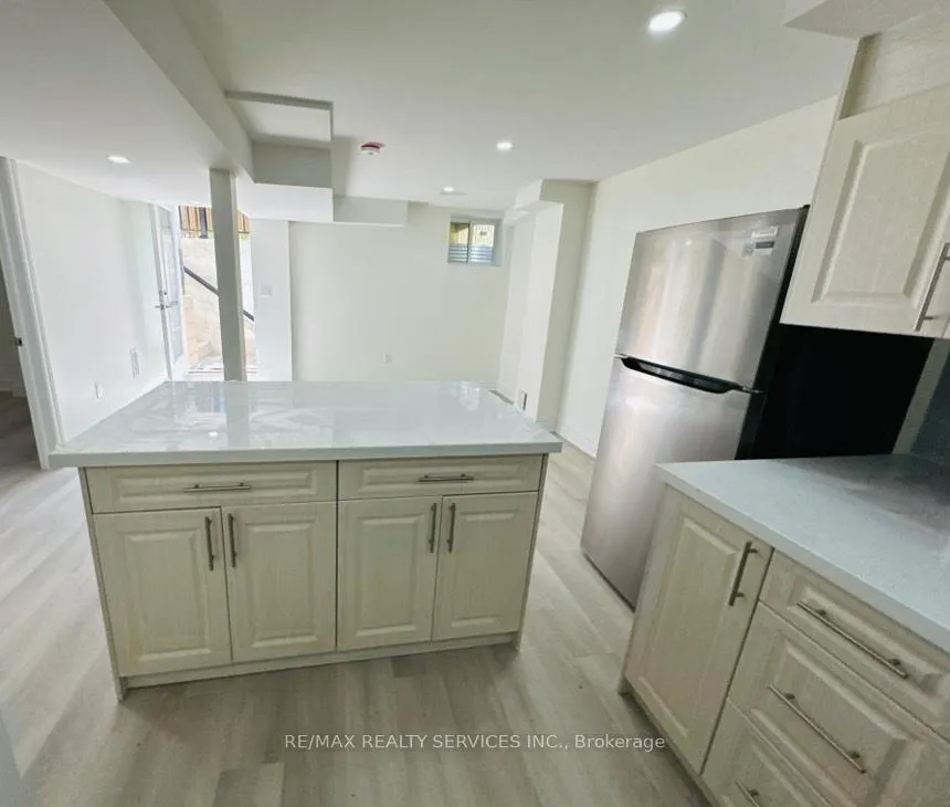 Photo 7 of Unit Basement, 9 Enclave Trail, Brampton, Sandringham-Wellington North — HOMEH