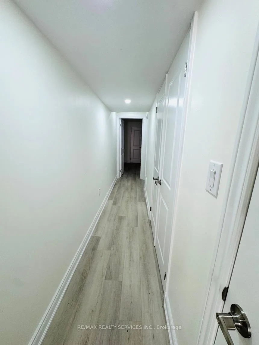 Photo 8 of Unit Basement, 9 Enclave Trail, Brampton, Sandringham-Wellington North — HOMEH