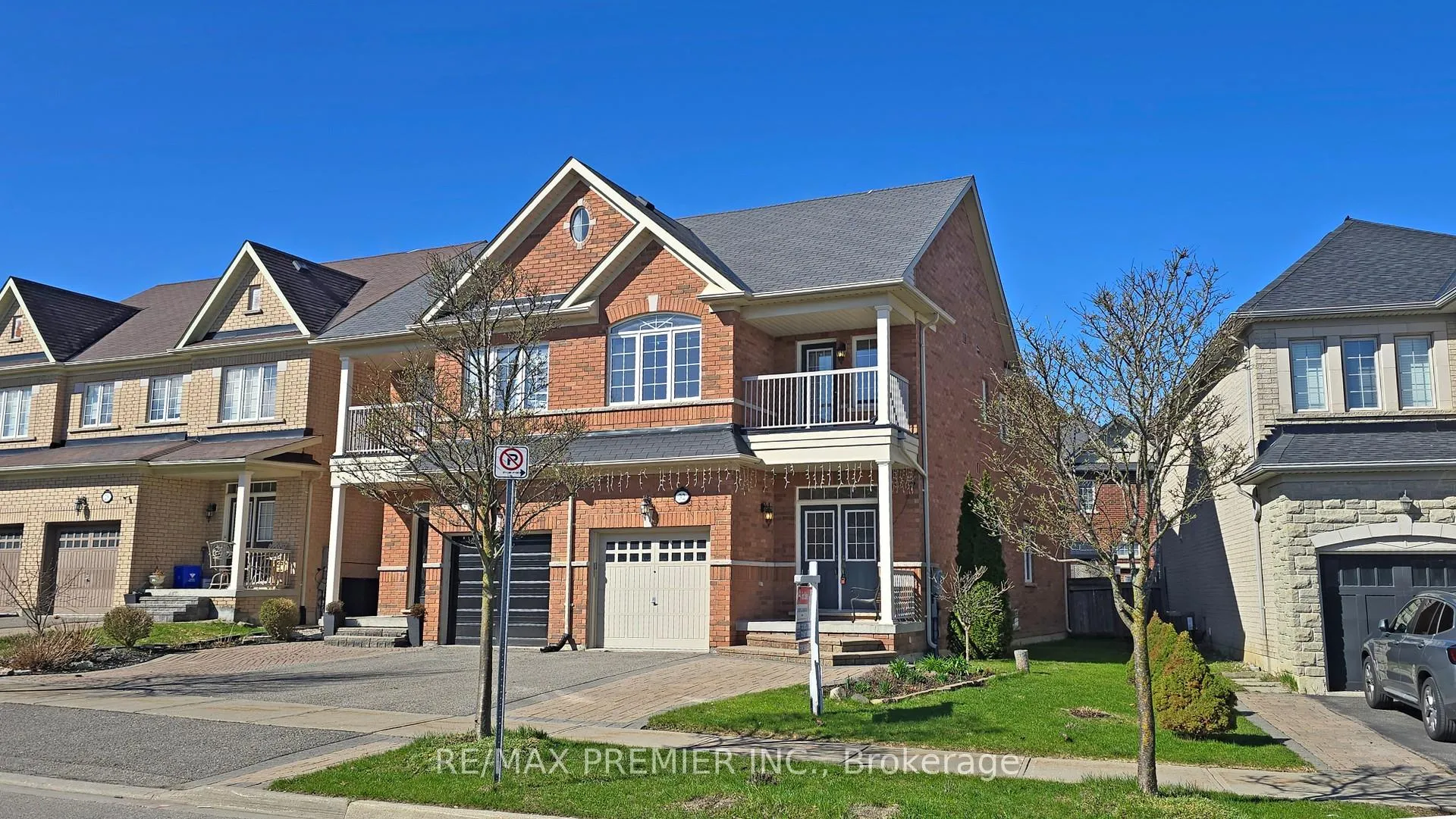 Front of 32 Blue Grouse Road