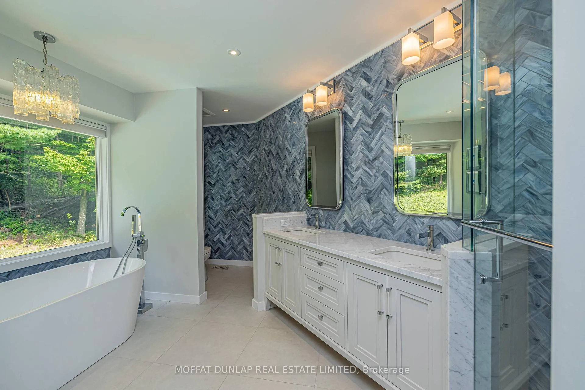 Photo 21 of 17480 Dufferin Street, King, Rural King — HOMEH