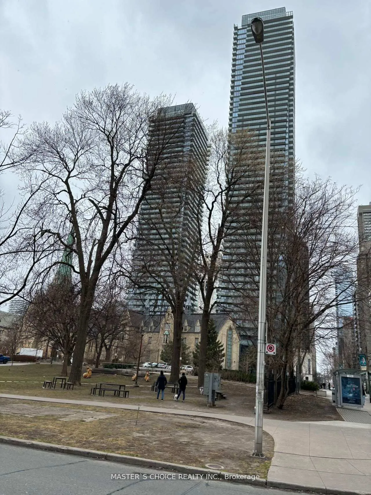 Front of Unit 411, 1080 Bay Street