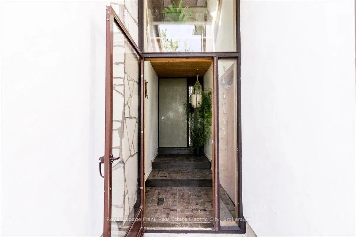 Photo 5 of 548 Dunford Road, Selwyn — HOMEH