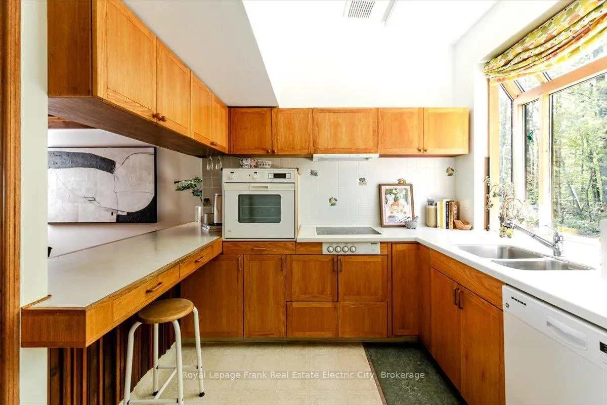Photo 19 of 548 Dunford Road, Selwyn — HOMEH