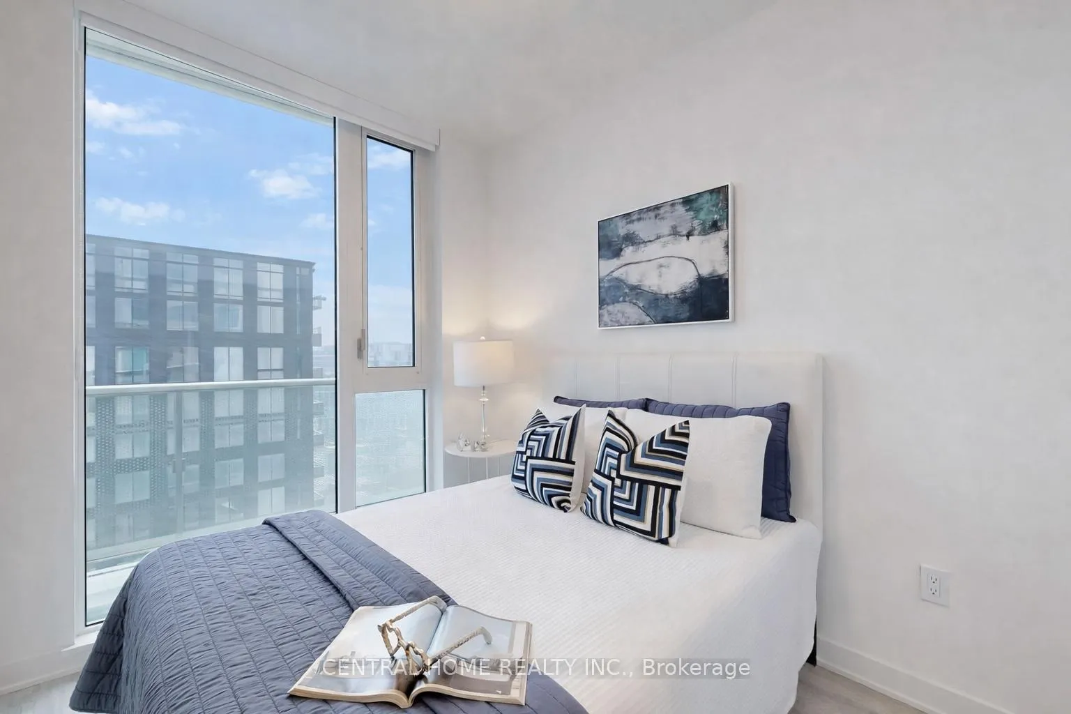 Photo 7 of Unit 3908, 100 Dalhousie Street, Toronto, Church-Yonge Corridor — HOMEH
