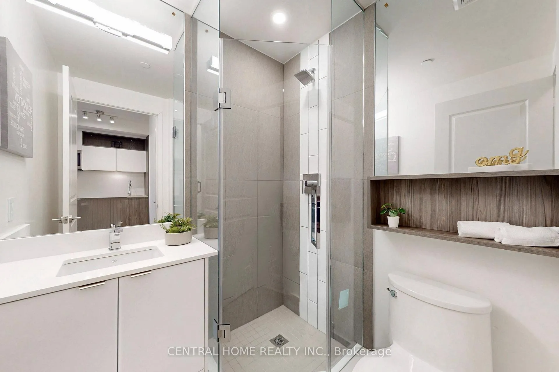 Photo 15 of Unit 3908, 100 Dalhousie Street, Toronto, Church-Yonge Corridor — HOMEH