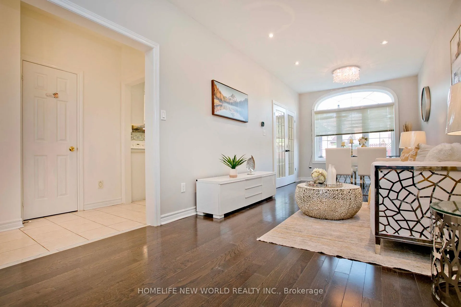 Photo 5 of 317 Milliken Meadows Drive, Markham, Milliken Mills West — HOMEH