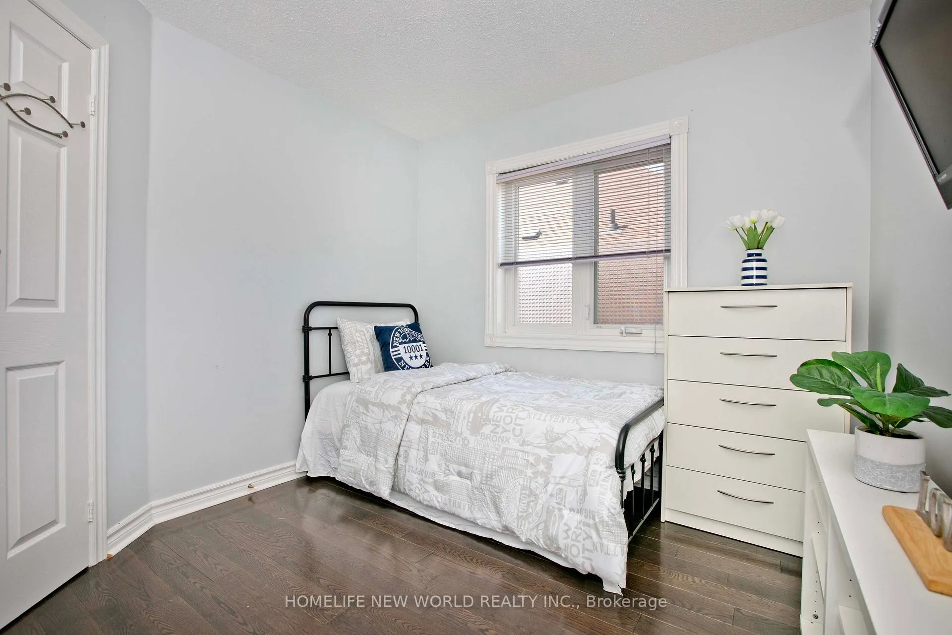 Photo 18 of 317 Milliken Meadows Drive, Markham, Milliken Mills West — HOMEH