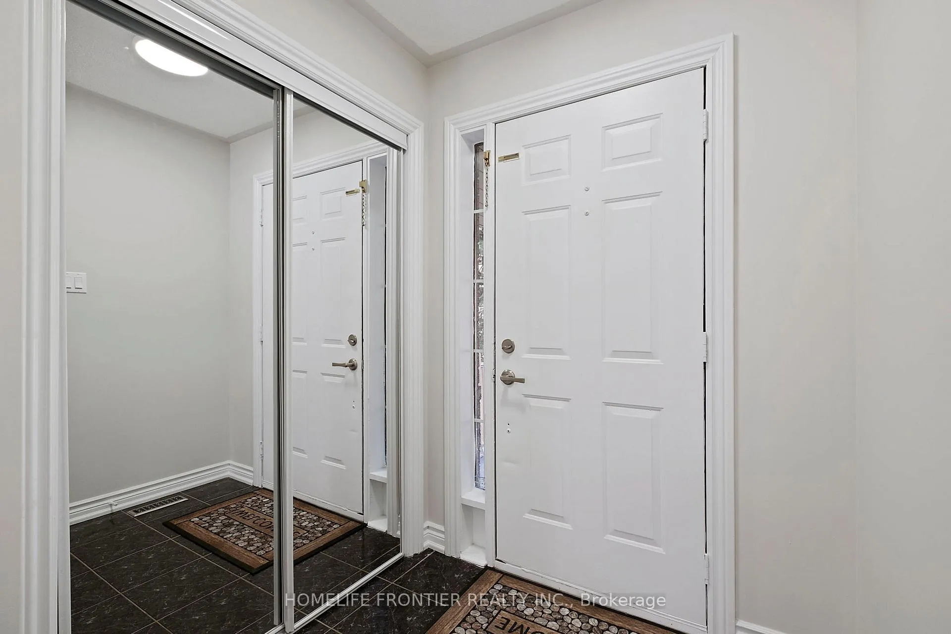 Photo 3 of 19 Bowler Street, Aurora, Bayview Wellington — HOMEH