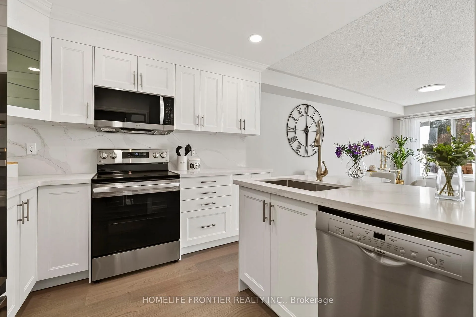 Photo 13 of 19 Bowler Street, Aurora, Bayview Wellington — HOMEH