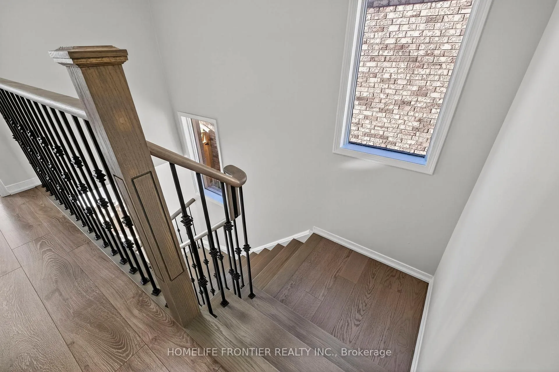 Photo 15 of 19 Bowler Street, Aurora, Bayview Wellington — HOMEH