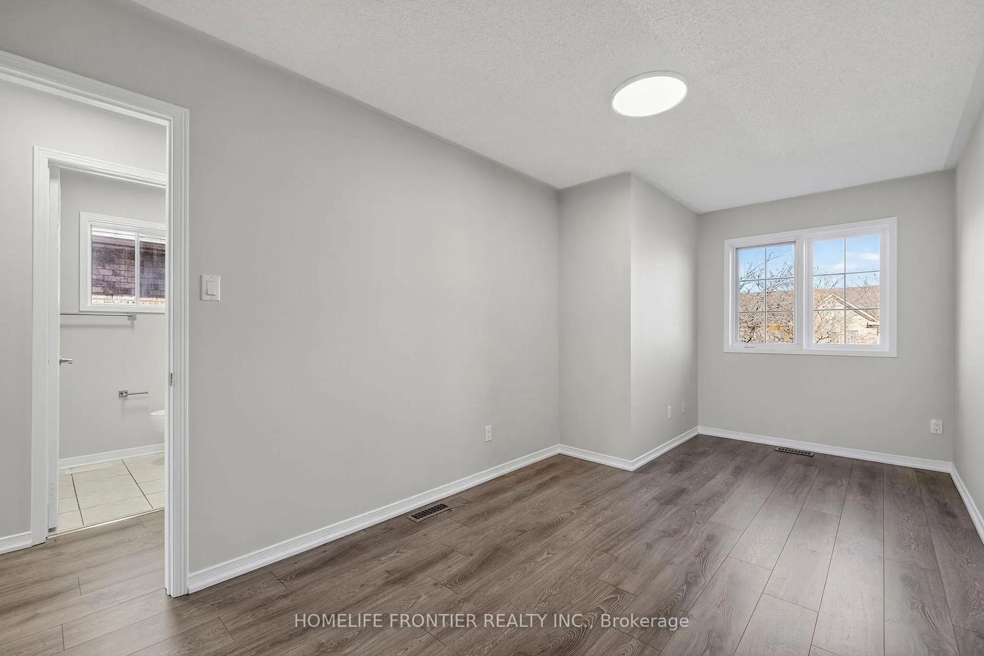 Photo 24 of 19 Bowler Street, Aurora, Bayview Wellington — HOMEH