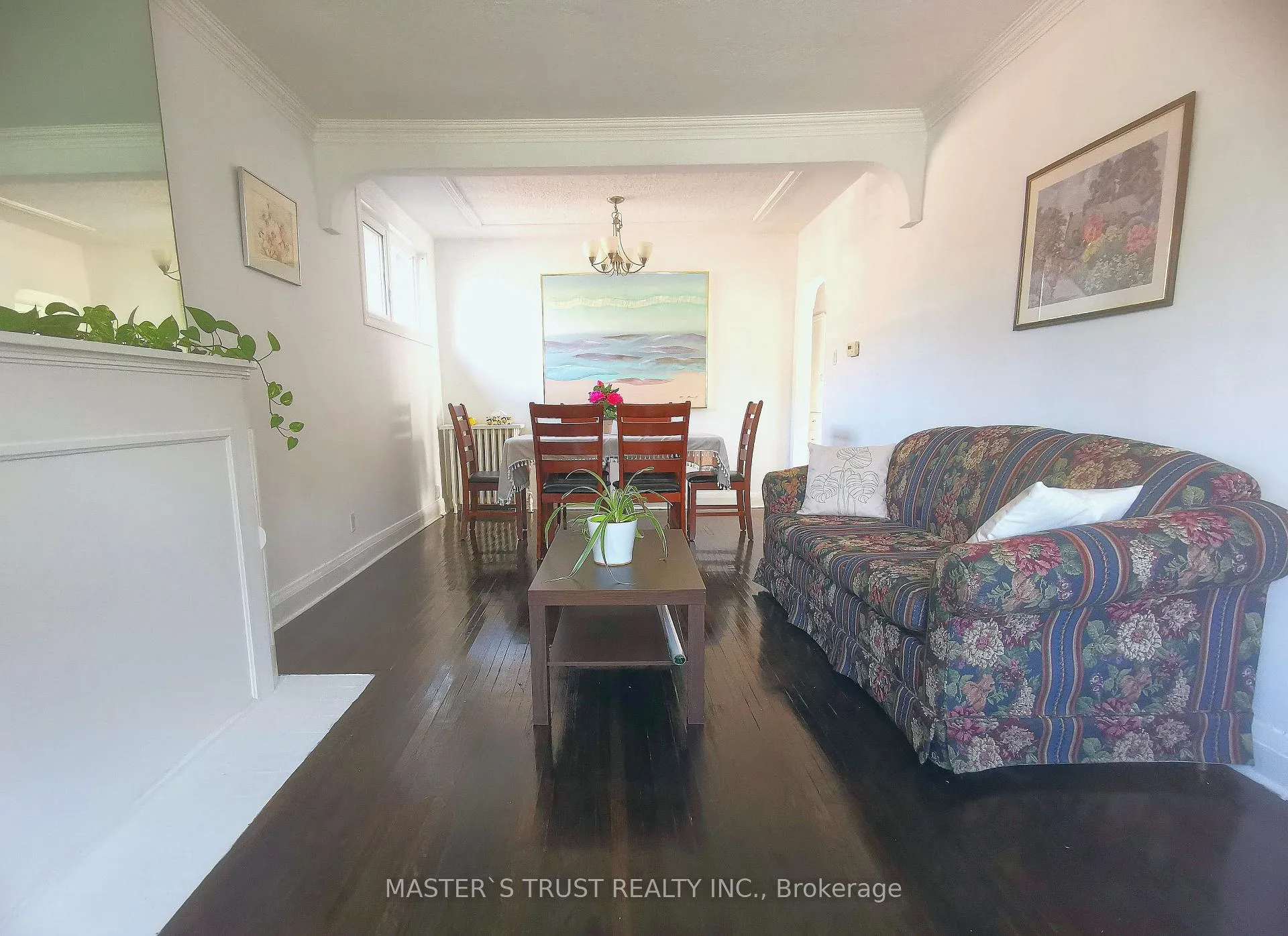 Photo 5 of 623 O' Connor Dr, Toronto, East York — HOMEH