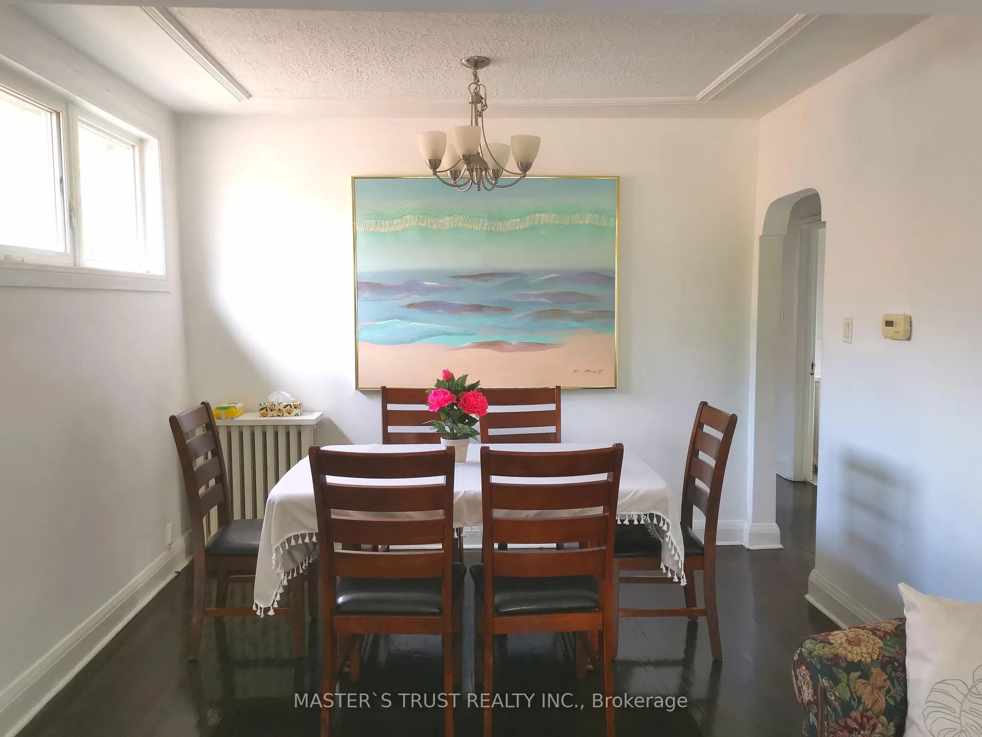 Photo 6 of 623 O' Connor Dr, Toronto, East York — HOMEH