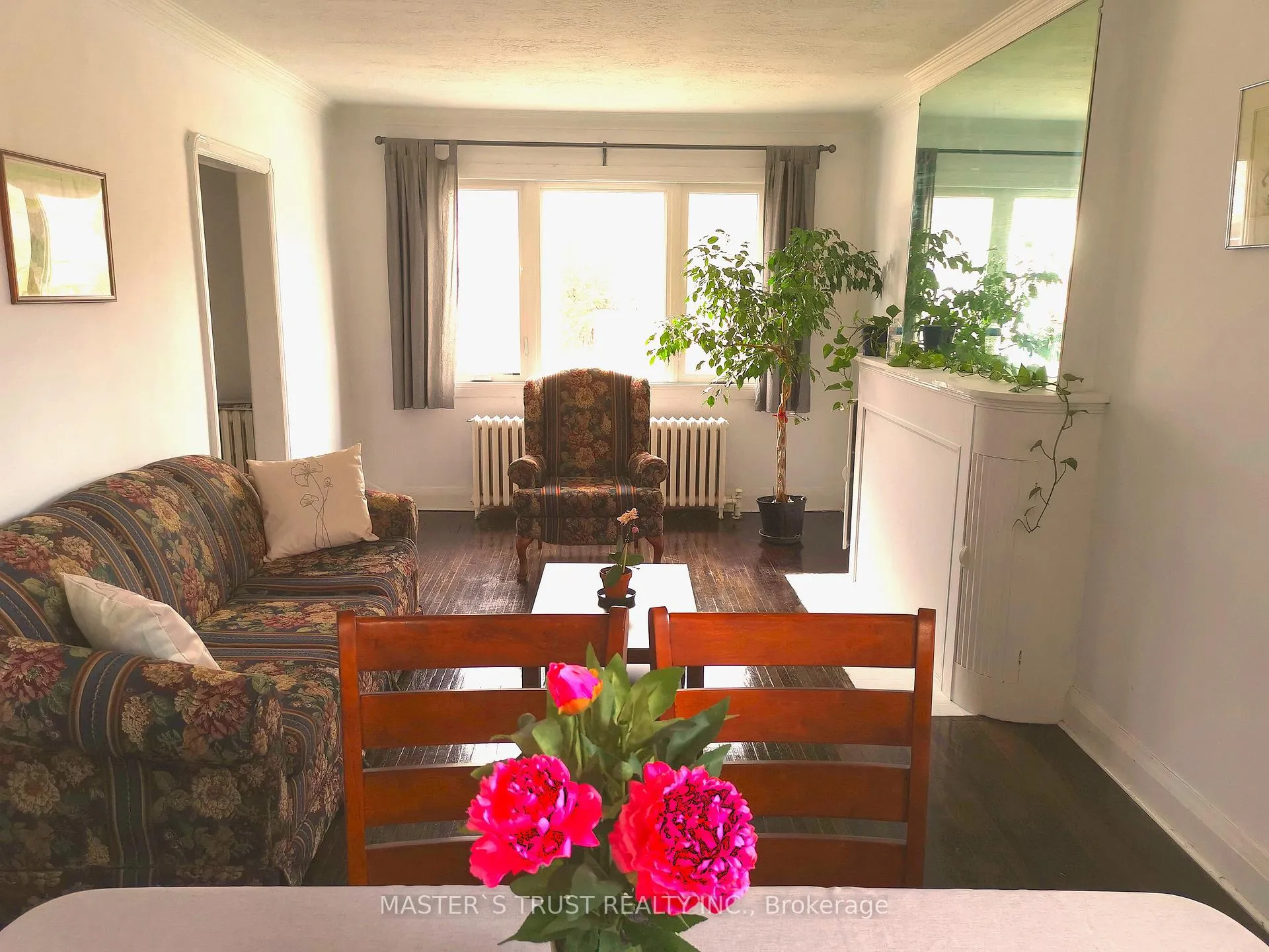 Photo 8 of 623 O' Connor Dr, Toronto, East York — HOMEH