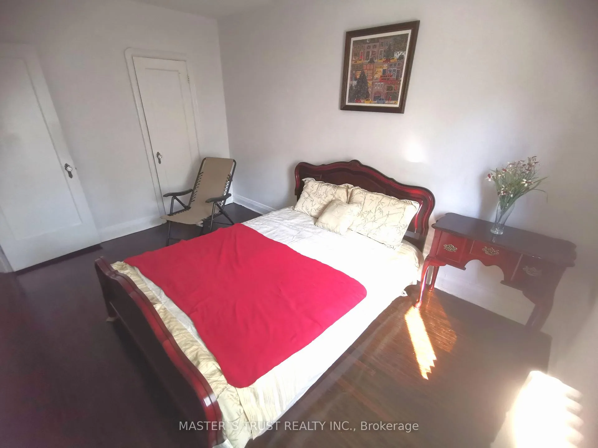 Photo 10 of 623 O' Connor Dr, Toronto, East York — HOMEH
