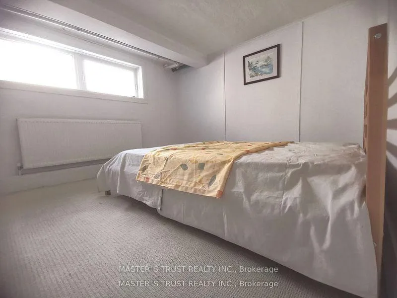 Photo 22 of 623 O' Connor Dr, Toronto, East York — HOMEH