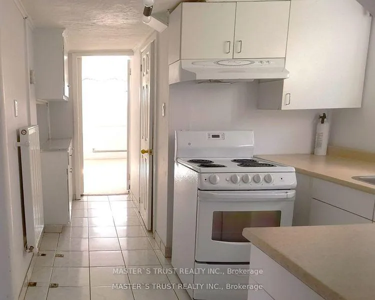 Photo 24 of 623 O' Connor Dr, Toronto, East York — HOMEH