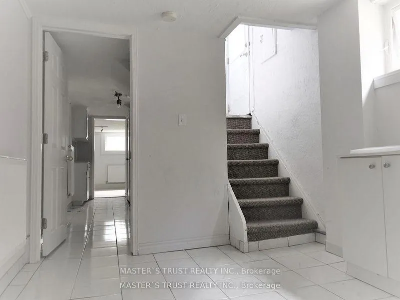 Photo 27 of 623 O' Connor Dr, Toronto, East York — HOMEH