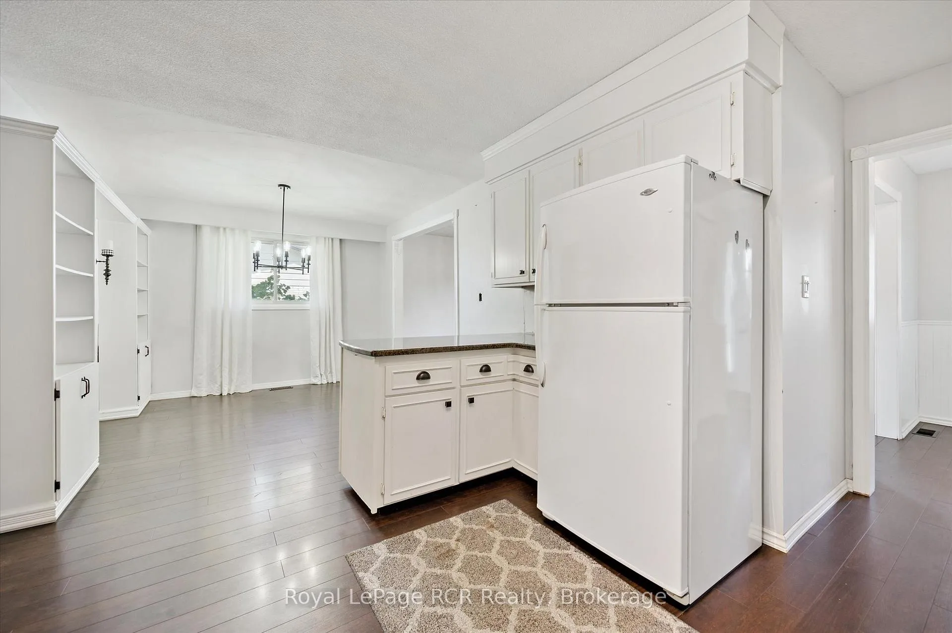 Photo 23 of 551 Oakview Crescent, Wellington North, Mount Forest — HOMEH