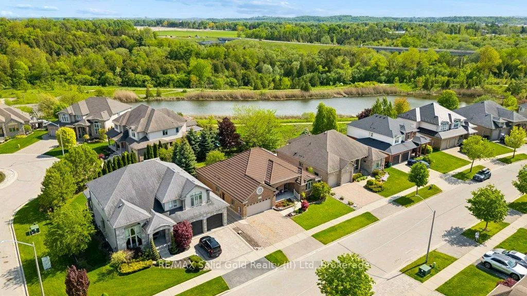 Photo 2 of 366 Townsend Drive, Woolwich, Breslau — HOMEH