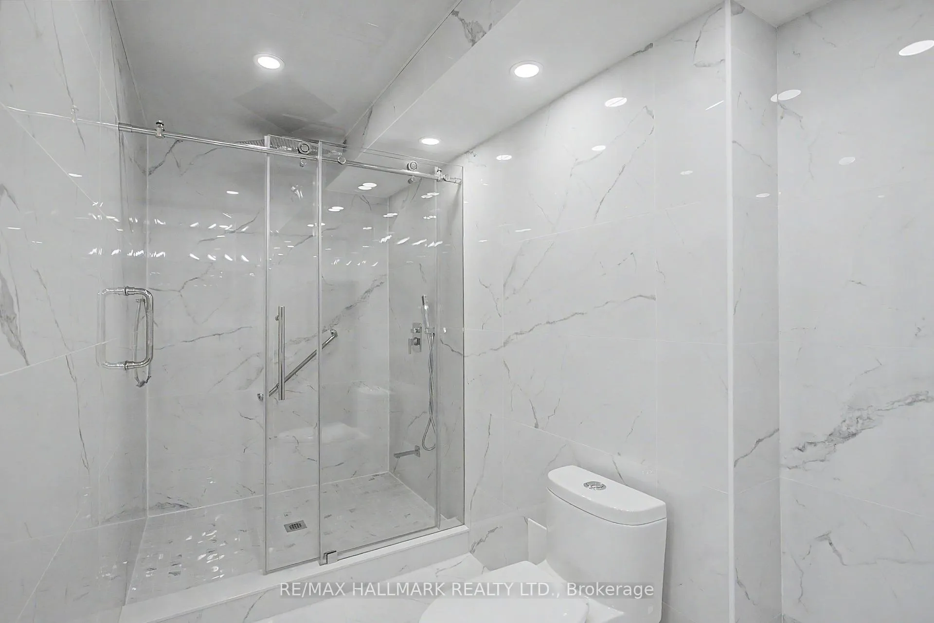 Photo 28 of Unit 1007, 1 Clark Avenue W, Vaughan, Crestwood-Springfarm-Yorkhill — HOMEH