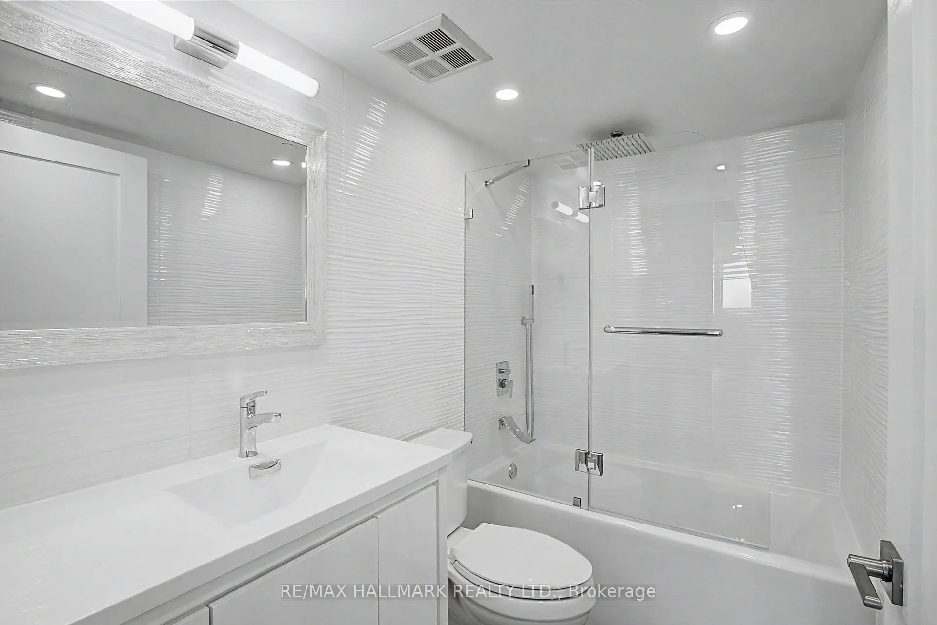 Photo 29 of Unit 1007, 1 Clark Avenue W, Vaughan, Crestwood-Springfarm-Yorkhill — HOMEH