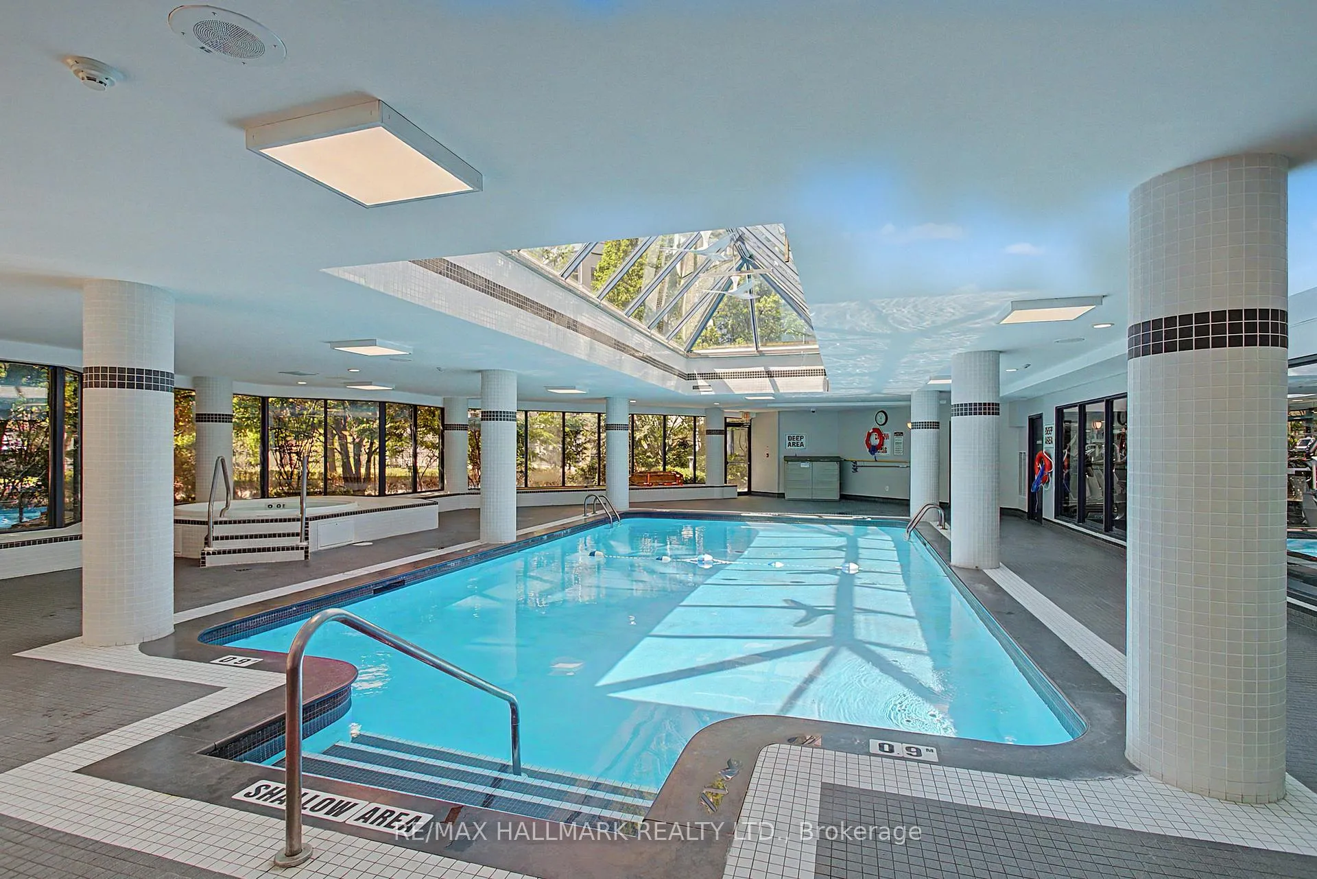 Photo 34 of Unit 1007, 1 Clark Avenue W, Vaughan, Crestwood-Springfarm-Yorkhill — HOMEH